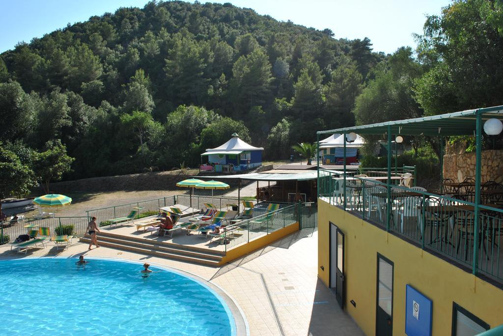 Camping Village Canapai Rio Marina Zewnętrze zdjęcie