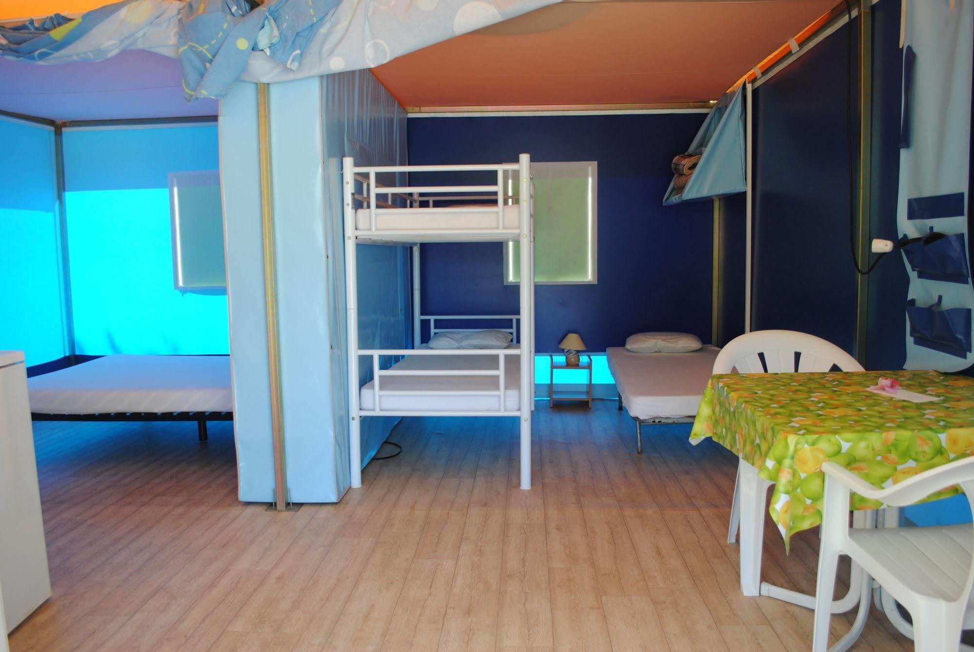 Camping Village Canapai Rio Marina Zewnętrze zdjęcie